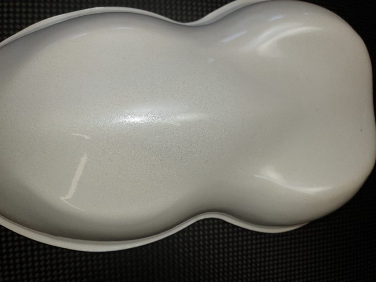 MEDIUM WHITE PEARL CCR Custom Paints